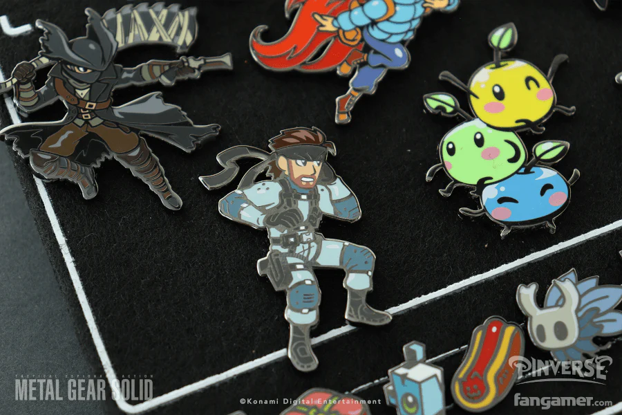 Metal Gear Solid - Solid Snake Enamel Pin Set
