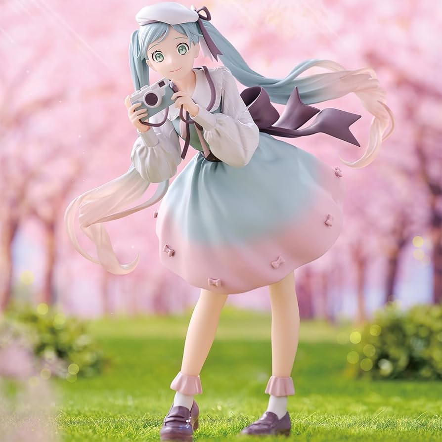 Banpresto - Hatsune Miku Holiday Memories Camera Figure