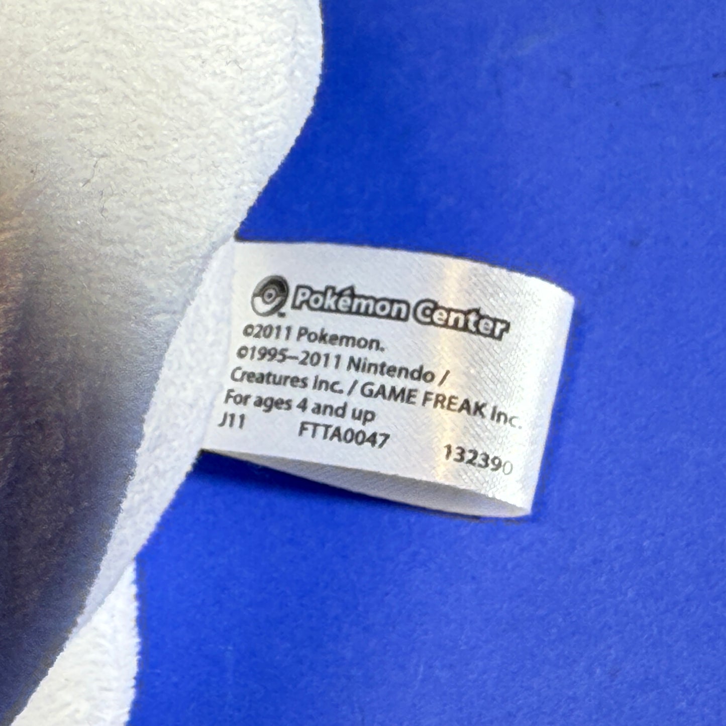 Pokemon Center - 2011 Litwick Pokedoll Plush