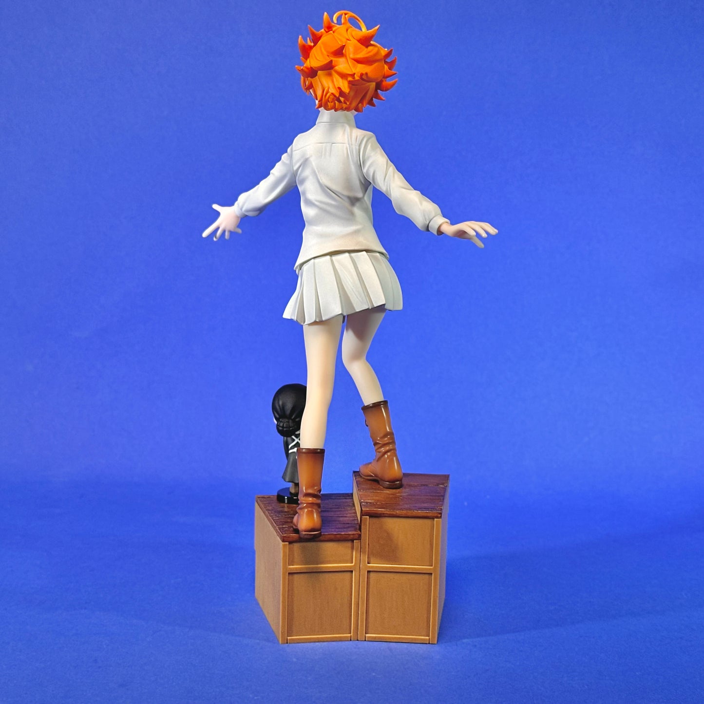 Aniplex - Promised Neverland - Emma 1:8 Scale Figure