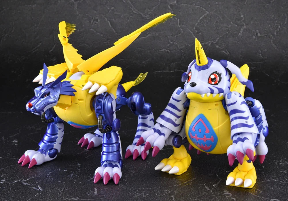 Bandai Tamashii Nations - Metal Garurumon Digivolving Spirits Figure