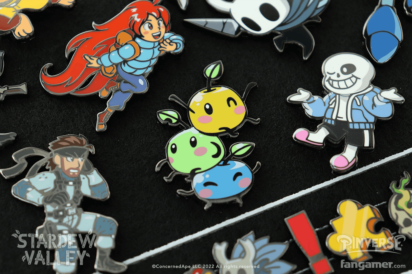 Metal Gear Solid - Solid Snake Enamel Pin Set