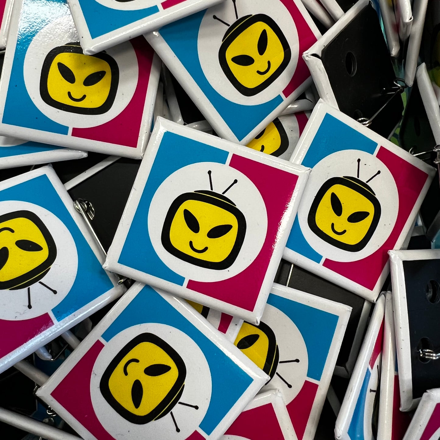 Logo Square Pins