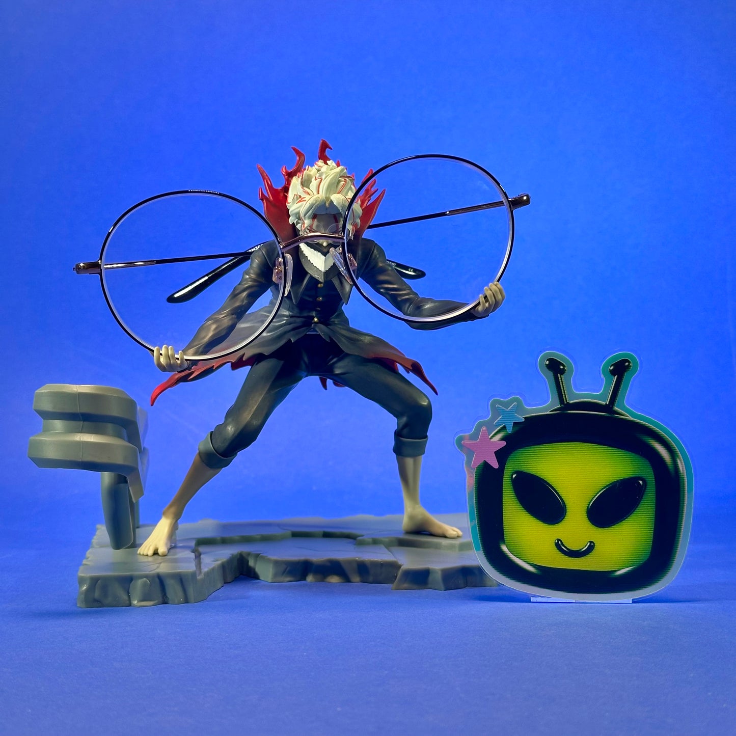 Banpresto - DanDaDan Okarun (Transformed) Eyeglasses Holding Figure