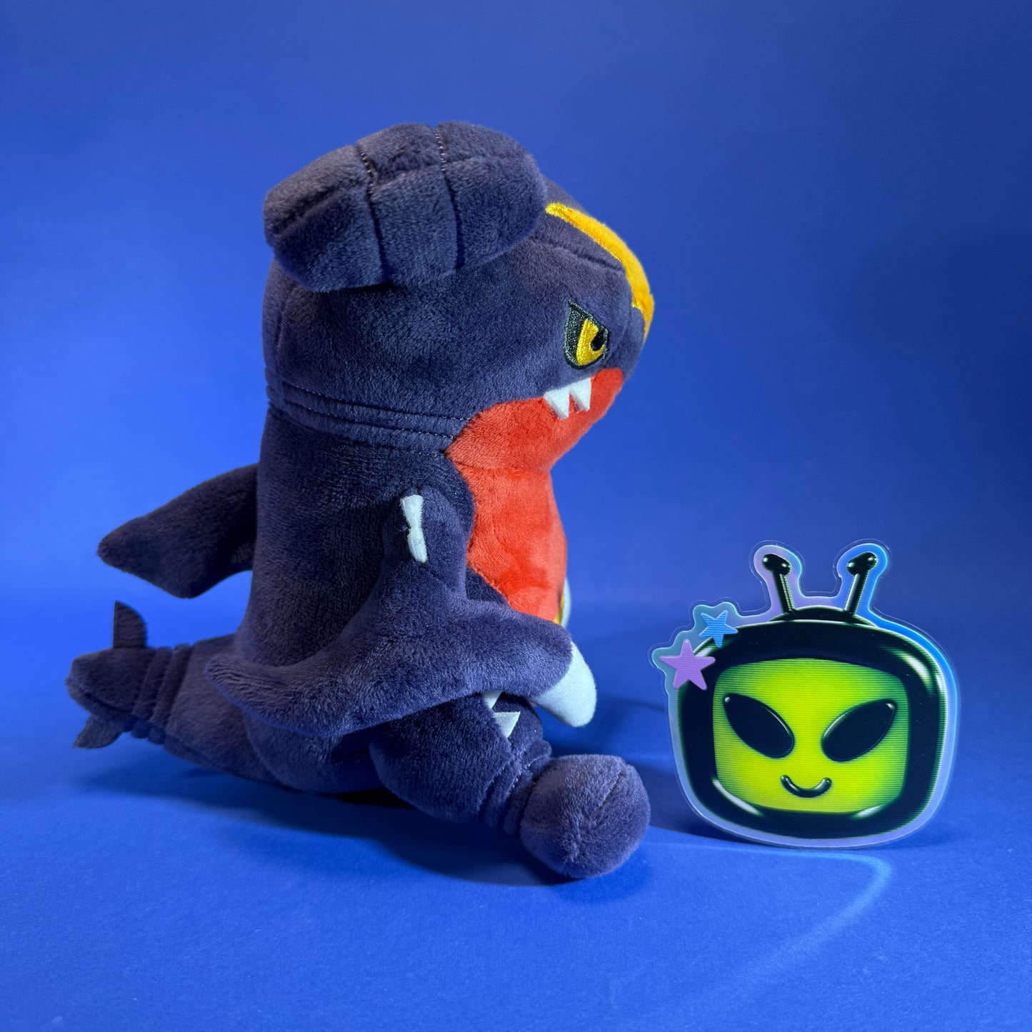 Pokémon Center - 2025 Pokémon Dolls Garchomp Plush
