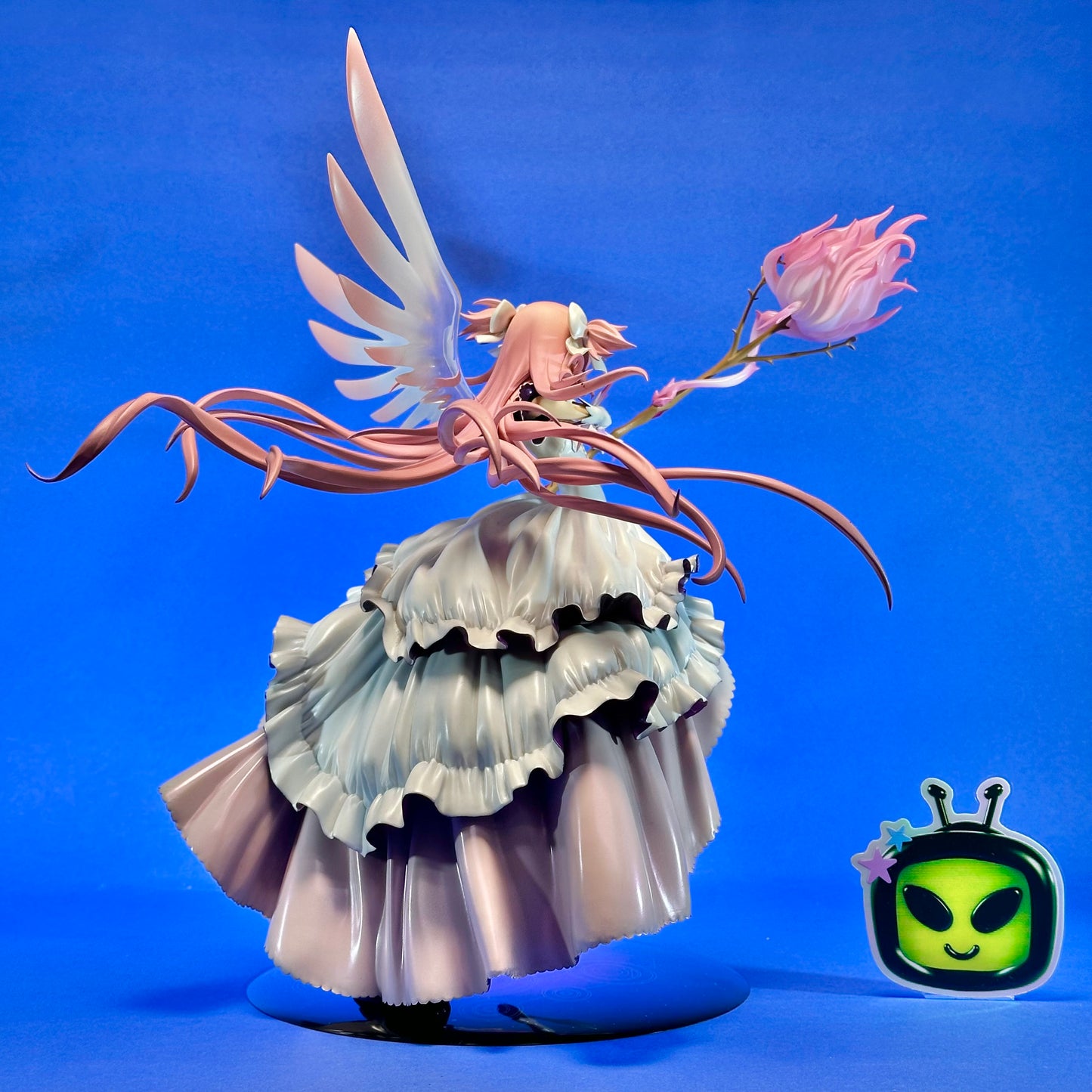 Good Smile Company - Puella Magi Madoka Magica ~Ultimate Madoka~ 1/8 Scale Figure