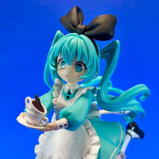 FuRyu - Hatsune Miku ~Wonderland ver.~ Desktop Fairy Figure