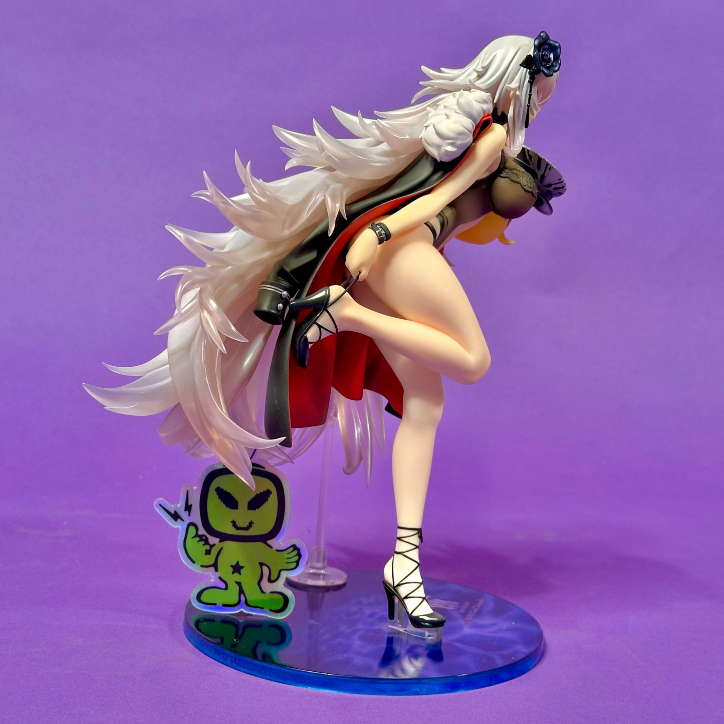 Alter - 2023 Azur Lane - Graf Zeppelin & Manjuu ~Beachside Urd Ver.~ 1/7 Figure