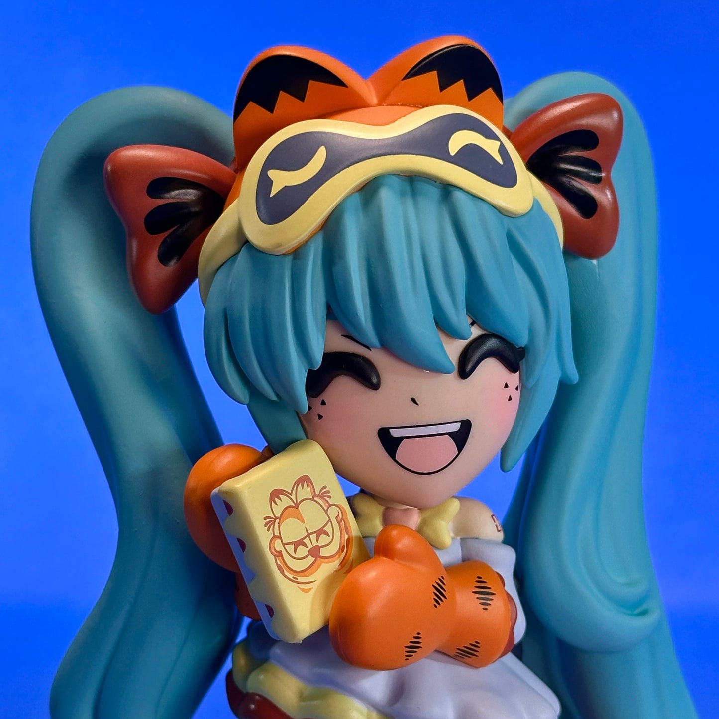 You Tooz - Vocaloid Hatsune Miku ~Garfield Miku~ Vinyl Figure