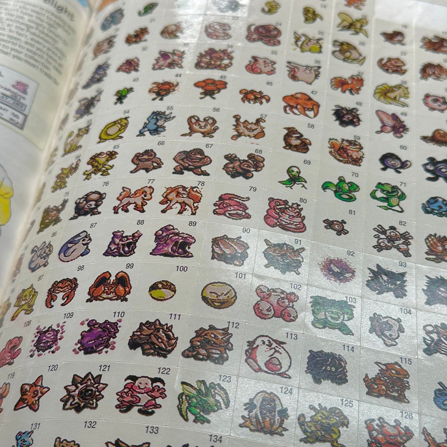 Nintendo Power - Pokemon Official Nintendo Players Guide