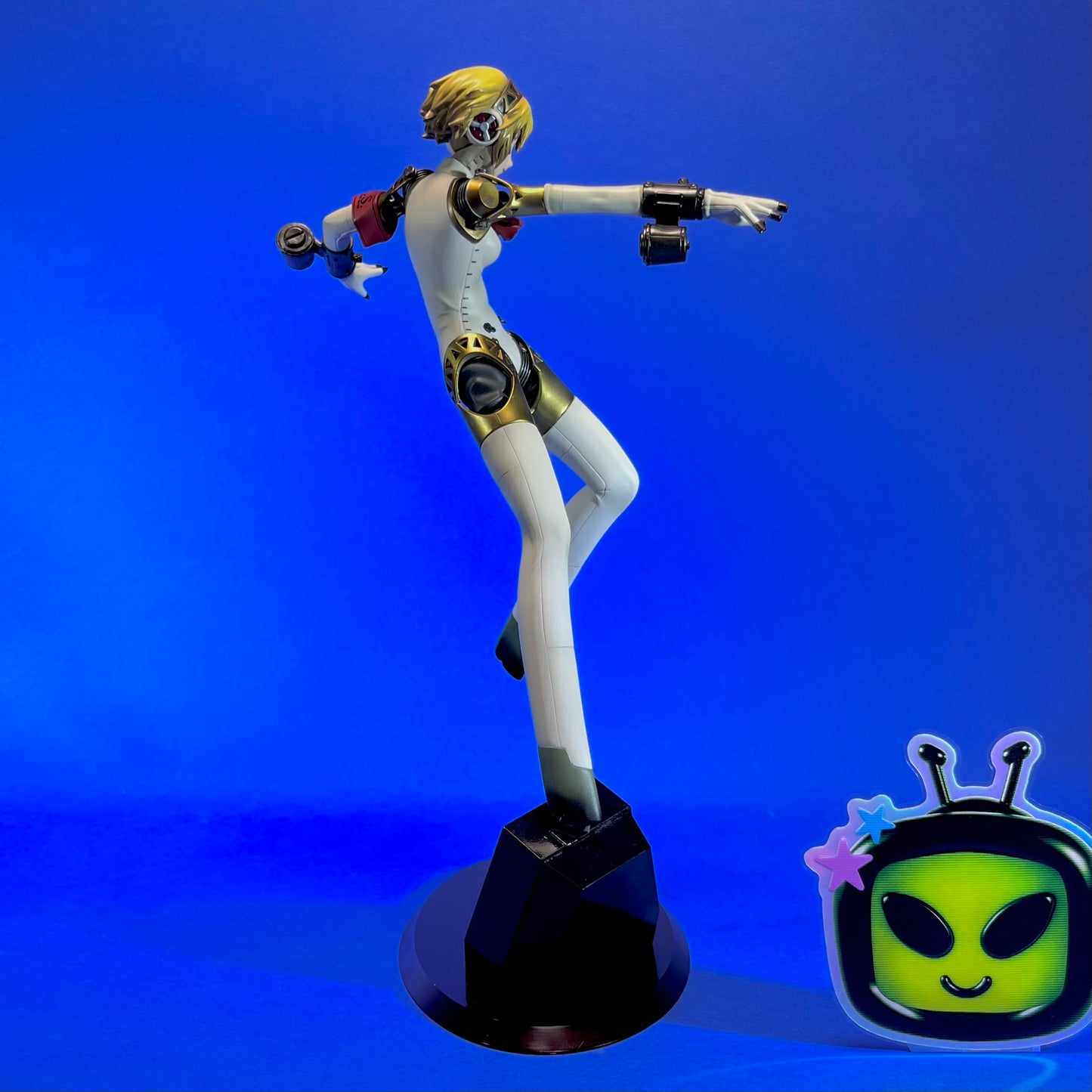 ALTER - 2007 Persona 3 Aegis 1/8 Figure