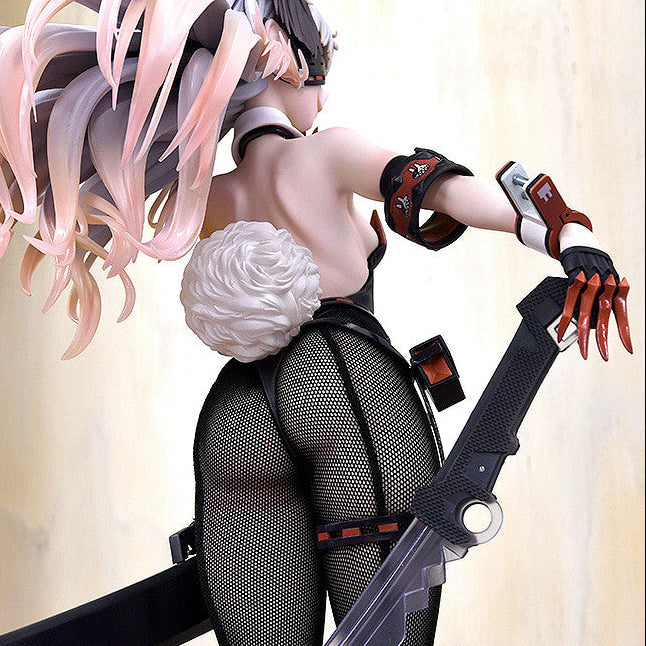 FREEing - Combat Rabbit B-Style - ×-10 - 1/4 Figure