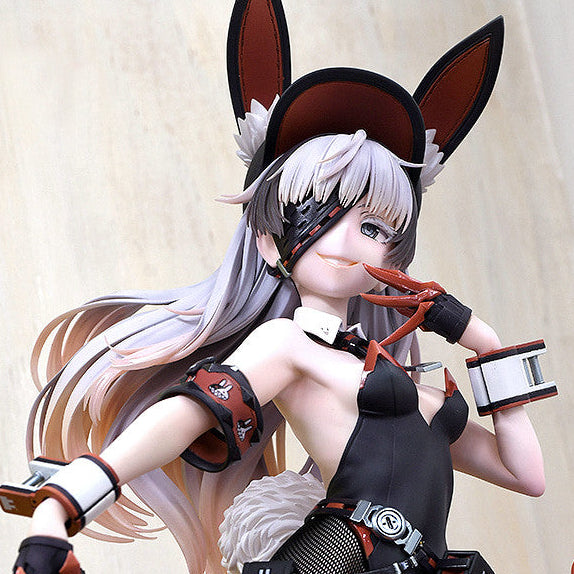 FREEing - Combat Rabbit B-Style - ×-10 - 1/4 Figure