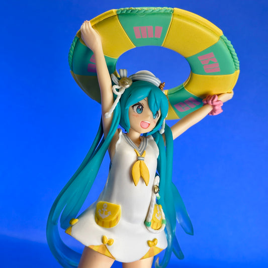 Taito - 2019 Vocaloid - Hatsune Miku ~Natsufuku ver. Renewal~ Figure