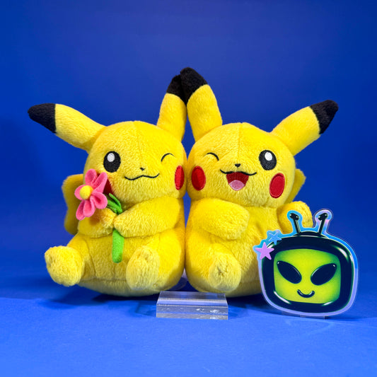 Pokémon Center - 2012 Pikachu Couple Flower Plush