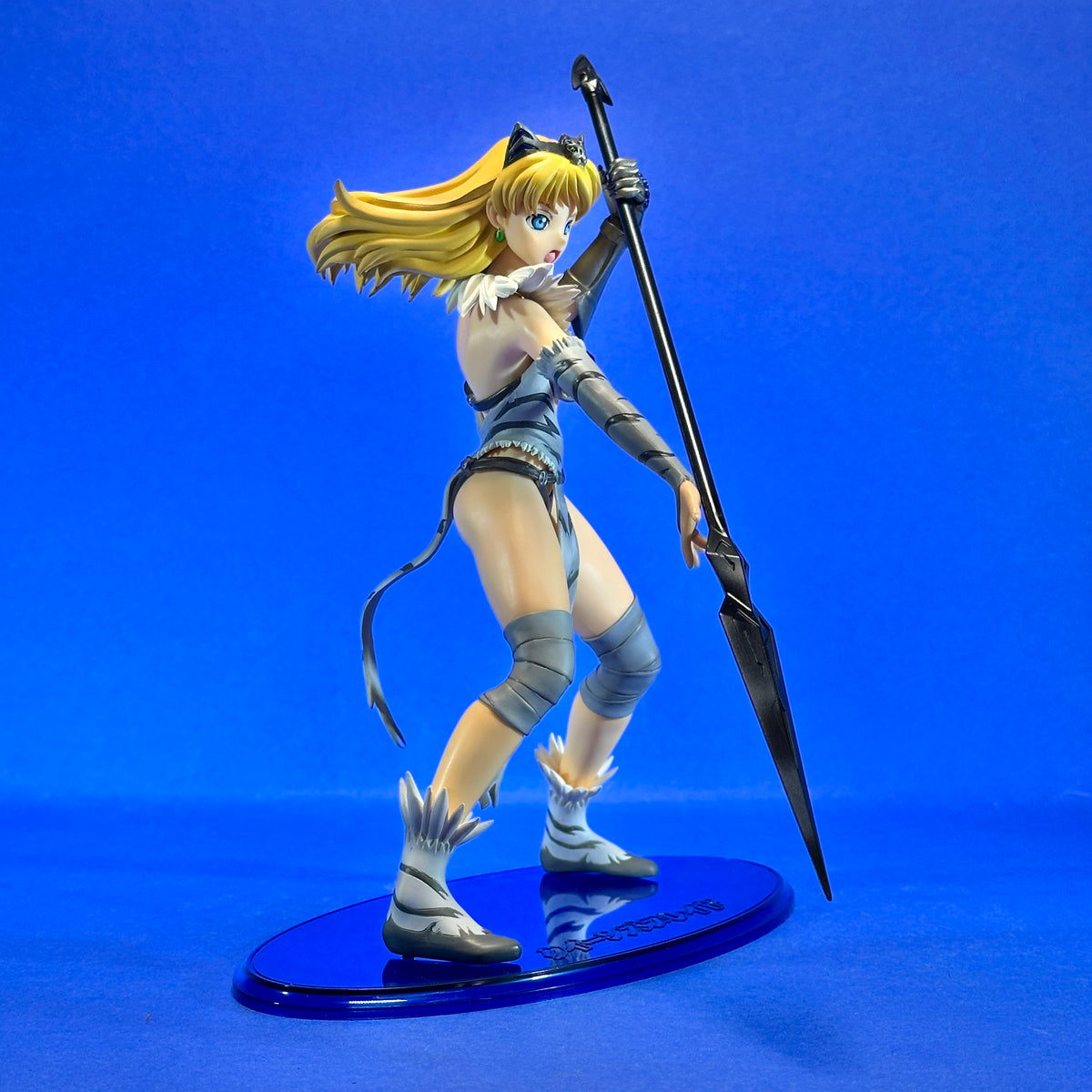 MegaHouse - Queen's Blade - Elina Vance ~Excellent Model Core P-3, Royal Guard Leader~ 1/8 Figure