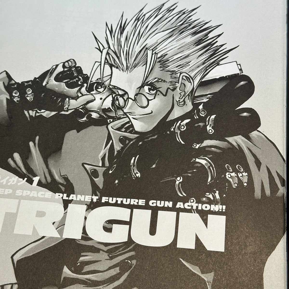 Yasuhiro Nightow - Trigun: Deluxe Edition Manga