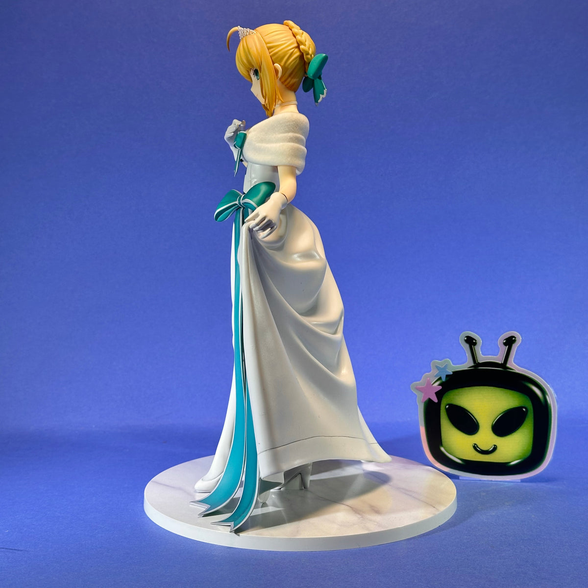 Good Smile Company - Fate/Grand Order - Altria Pendragon ~Saber, Heroic Spirit Formal Dress ver.~ 1/7 Scale Figure