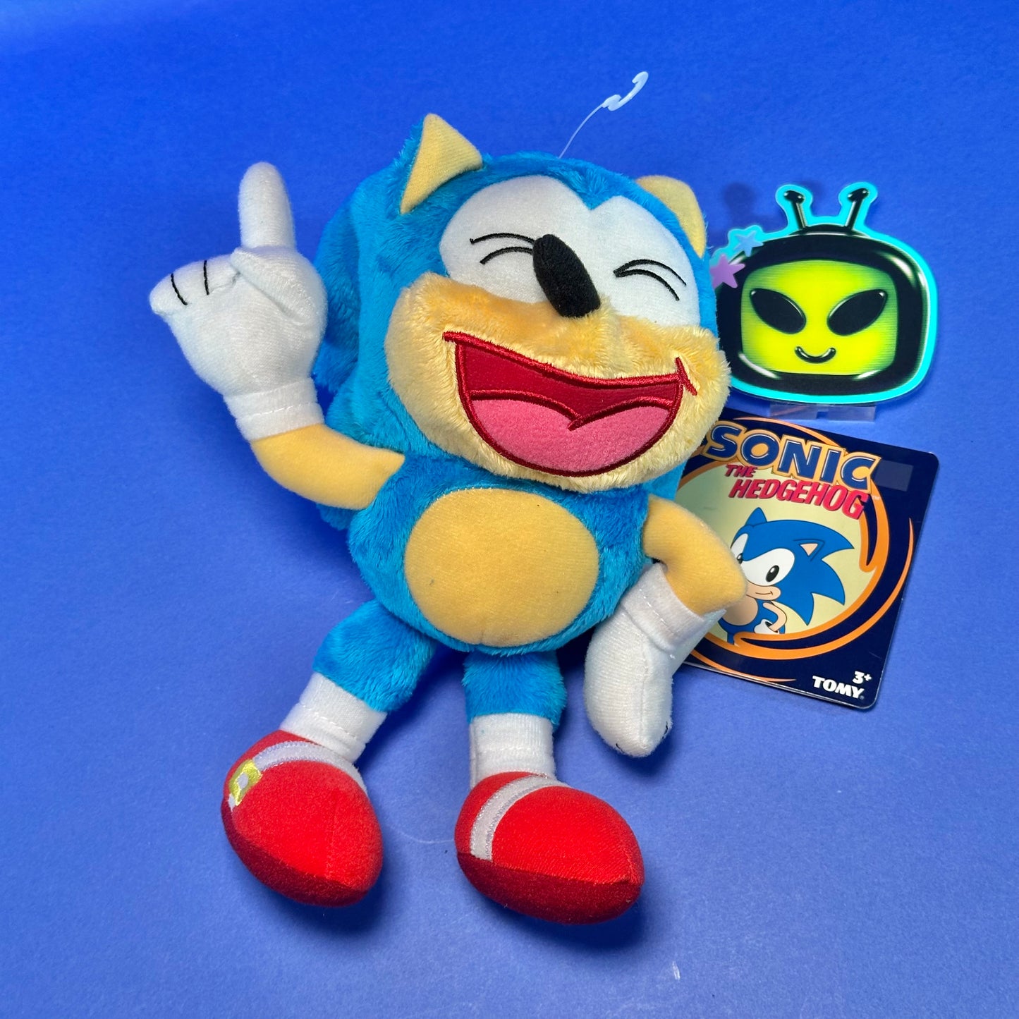 TOMY - 2017 Sonic The Hedgehog ~Laughing~ 8" Plush