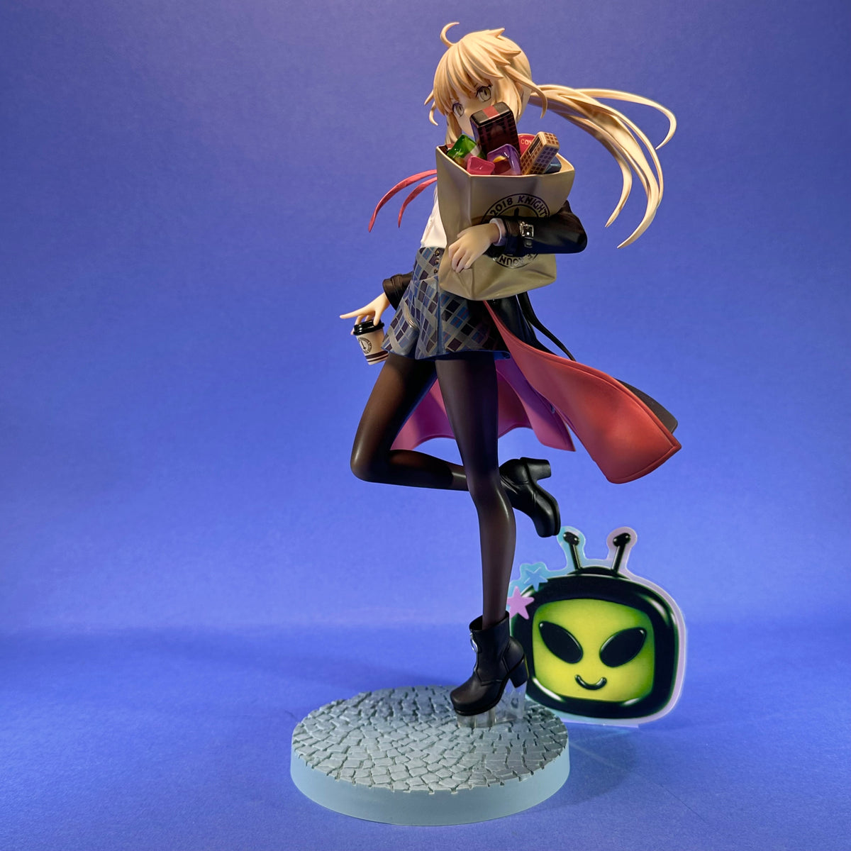 Good Smile Company - Fate/Grand Order - Altria Pendragon ~Saber, Heroic Spirit Traveling Outfit ver.~ 1/7 Scale Figure