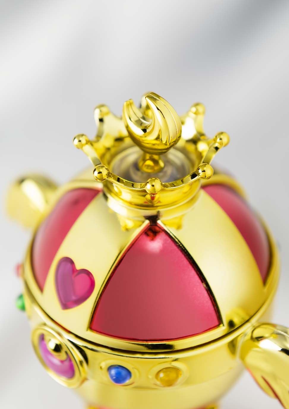 Sailor Moon Rainbow Moon Chalice Proplica