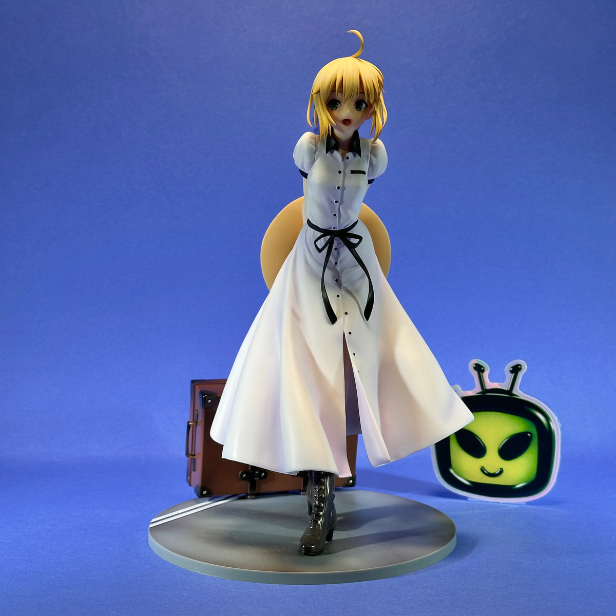 Aniplex x Stronger - 2018 Gekijouban Fate/Stay Night: Heaven's Feel - Altria Pendragon ~Saber, British Travelogue ver.~ 1/7 Scale Figure