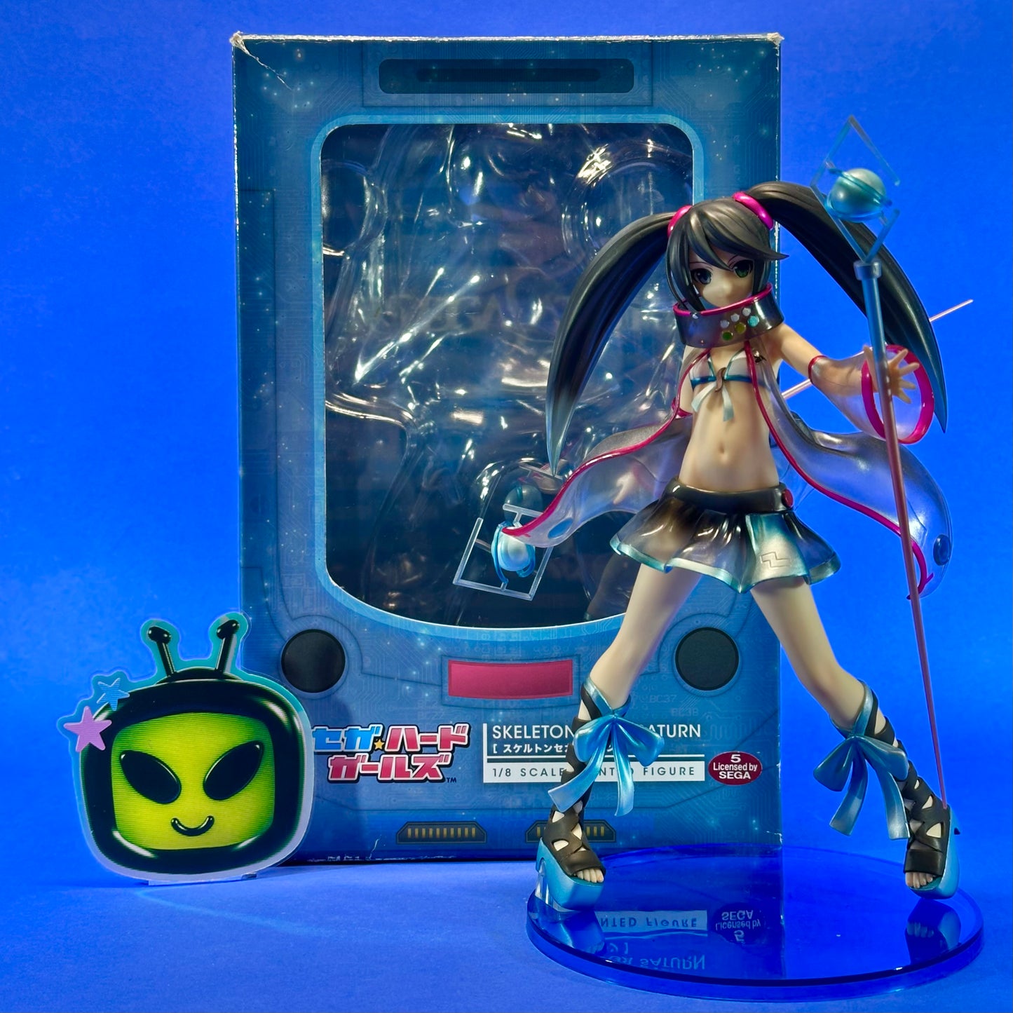 FREEing - 2016 Sega Hard Girls 1/8 Scale Sega Saturn Skeleton Figure