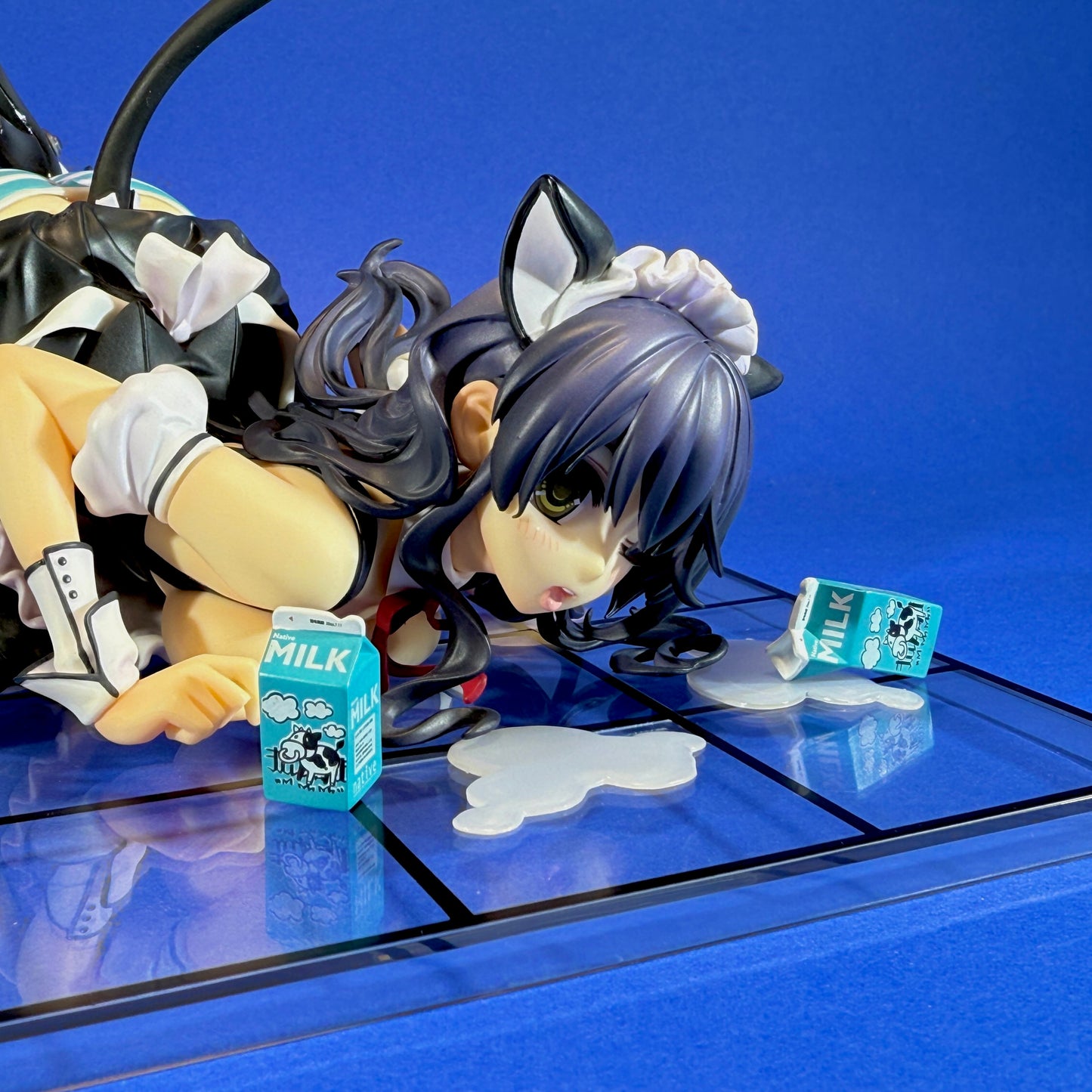Native - Creator’s Collection ~Cat Lap Milk 1/7 Figure