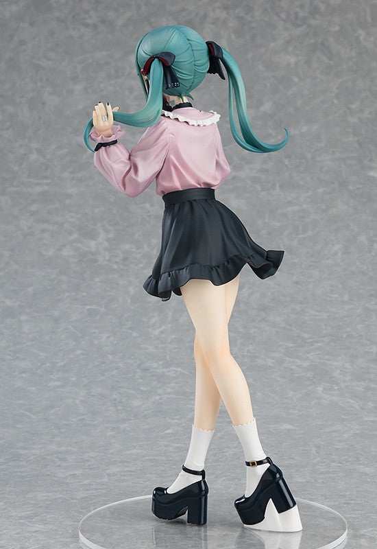 Good Smile Company - Pop Up Parade Hatsune Miku The Vampire Ver. L Size Figure