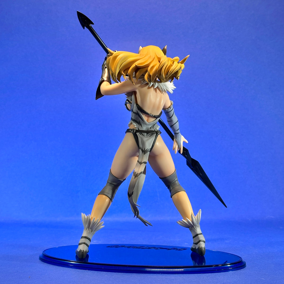 MegaHouse - Queen's Blade - Elina Vance ~Excellent Model Core P-3, Royal Guard Leader~ 1/8 Figure