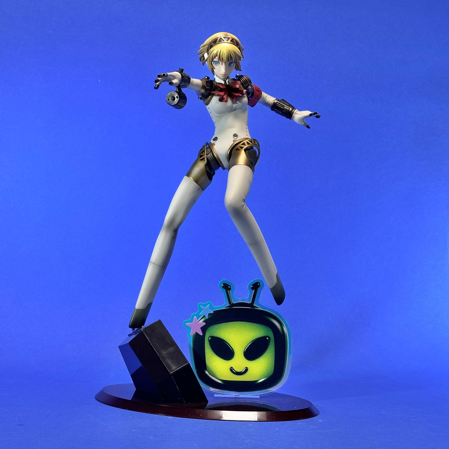ALTER - 2007 Persona 3 Aegis 1/8 Scale Figure
