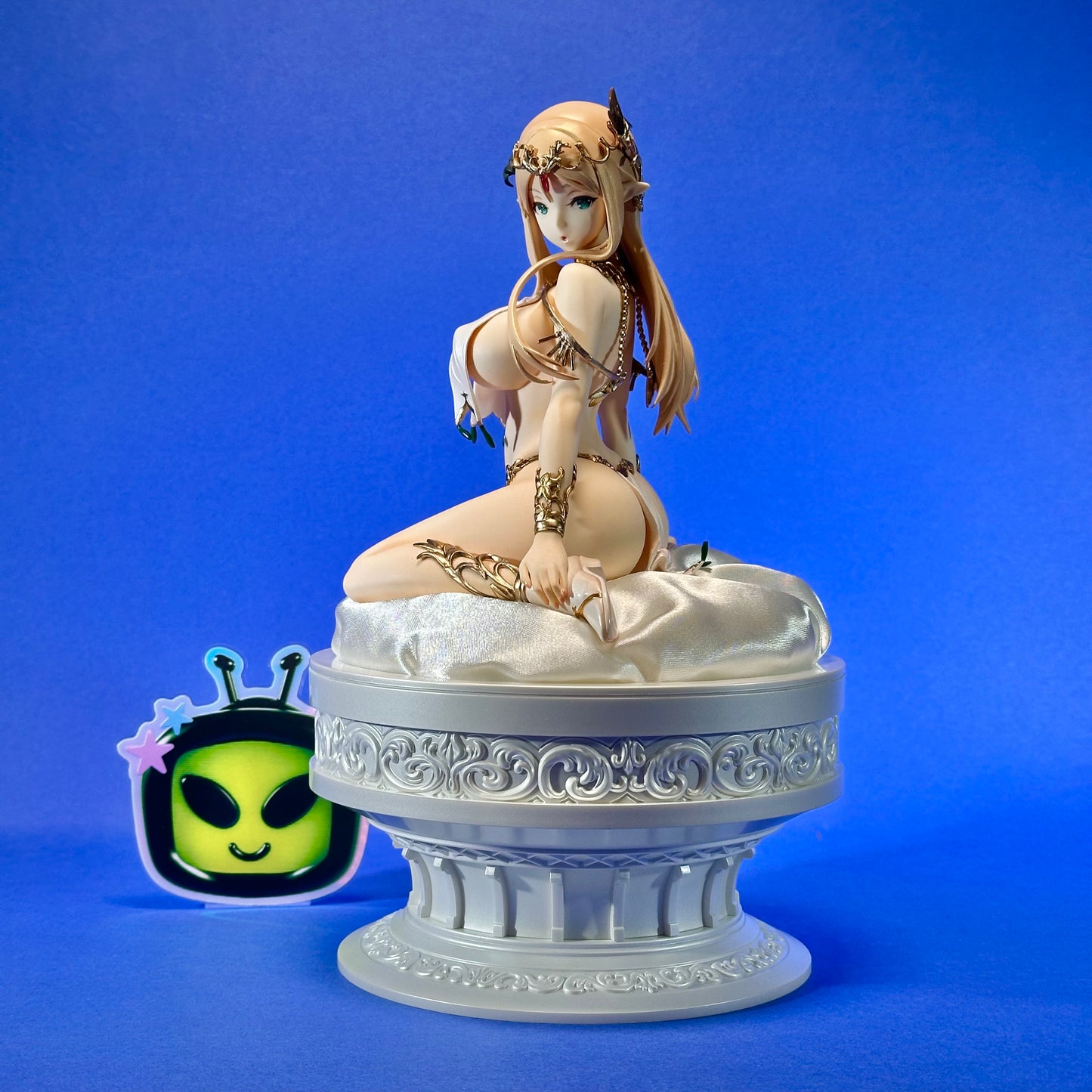 Native - Creator's Collection: Caress of Venus: Houtengeki - I.V.E Lilly Relium ~Elven Pillow~ 1/7 Figure