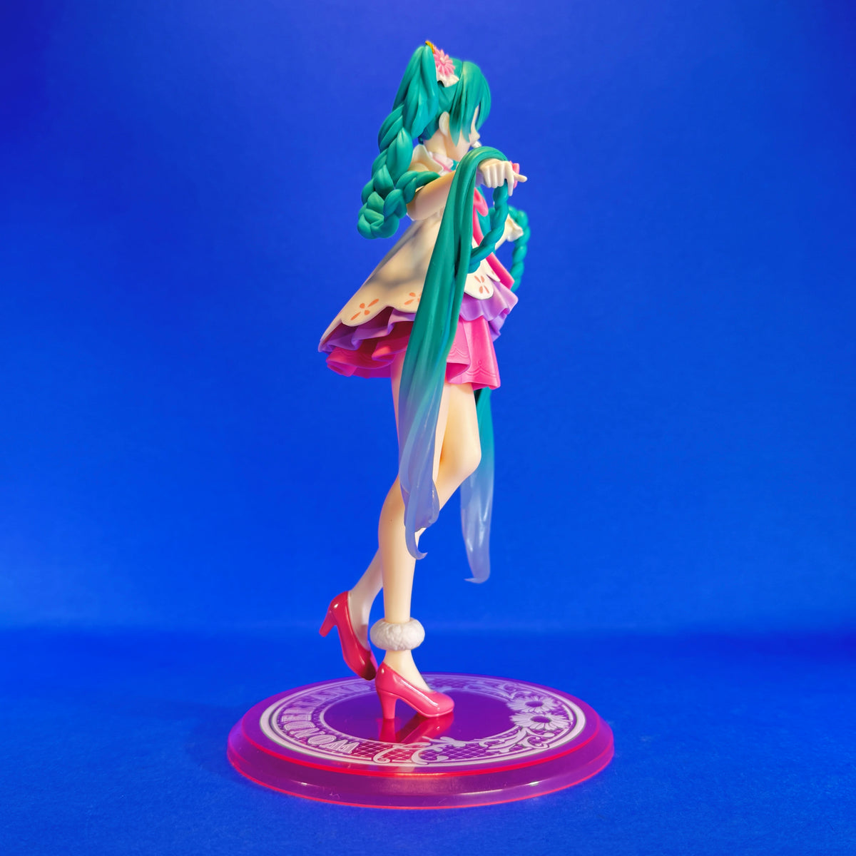 Taito - Hatsune Miku Wonderland Series Rapunzel Figure