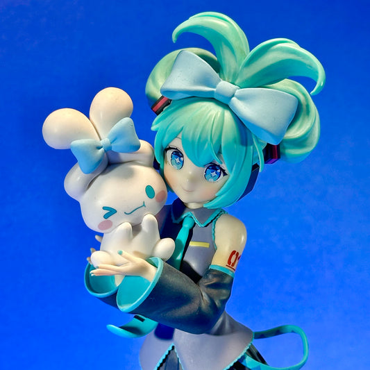 Sega - 2023 Hatsune Miku x Cinnamoroll - Luminasta Figure