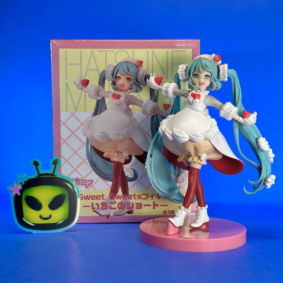 FuRyu - Vocaloid - Sweet Sweets Series Hatsune Miku ~Strawberry Shortcake ver.~ Figure