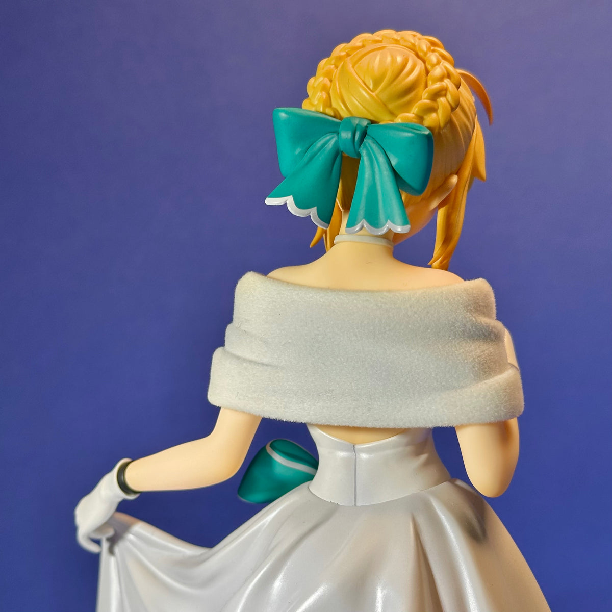 Good Smile Company - Fate/Grand Order - Altria Pendragon ~Saber, Heroic Spirit Formal Dress ver.~ 1/7 Scale Figure