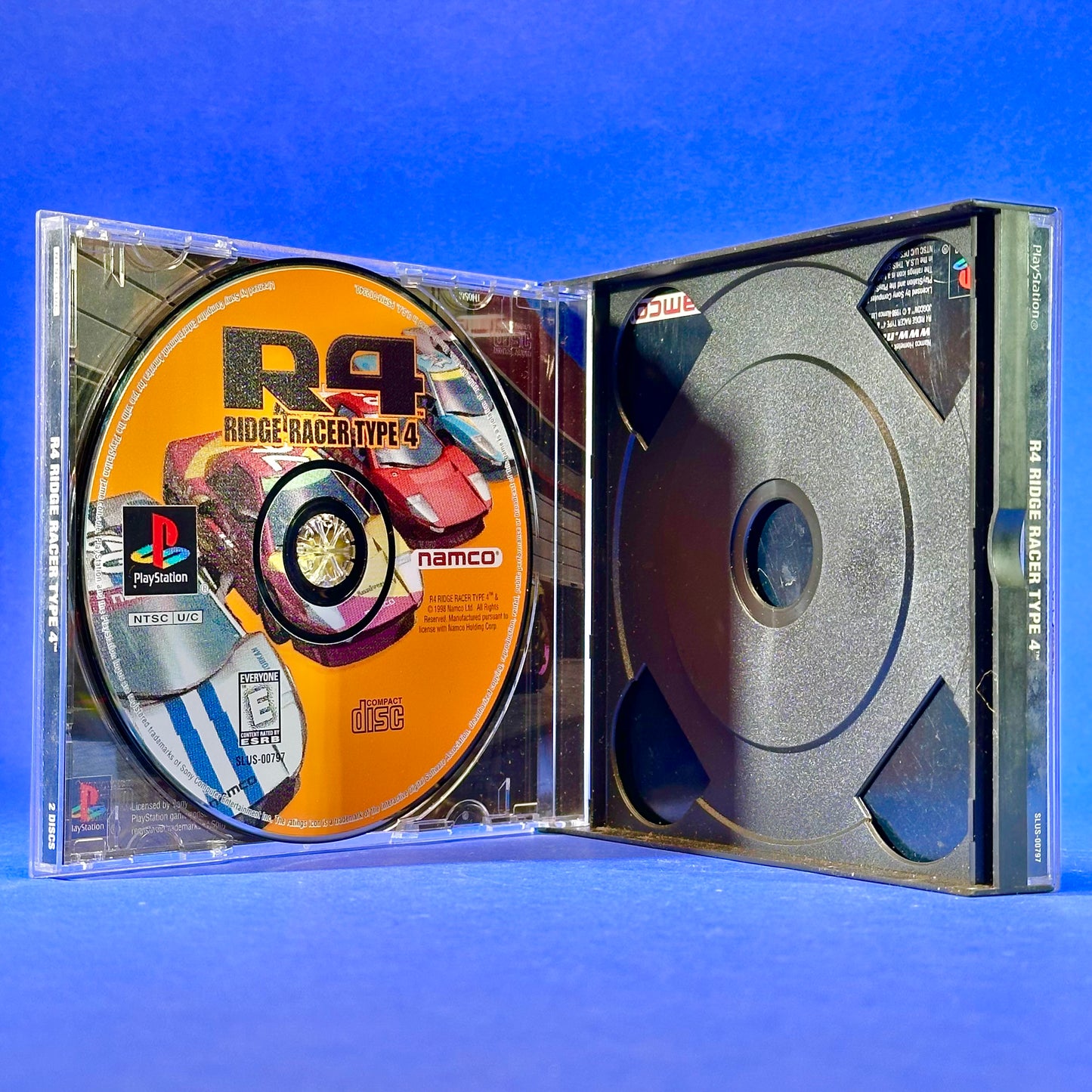 R4: Ridge Racer Type 4 - Playstation