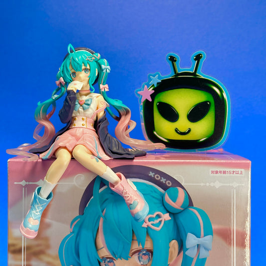 FuRyu - Vocaloid - Hatsune Miku ~Love Sailor Fuku ver.~ Noodle Stopper Figure
