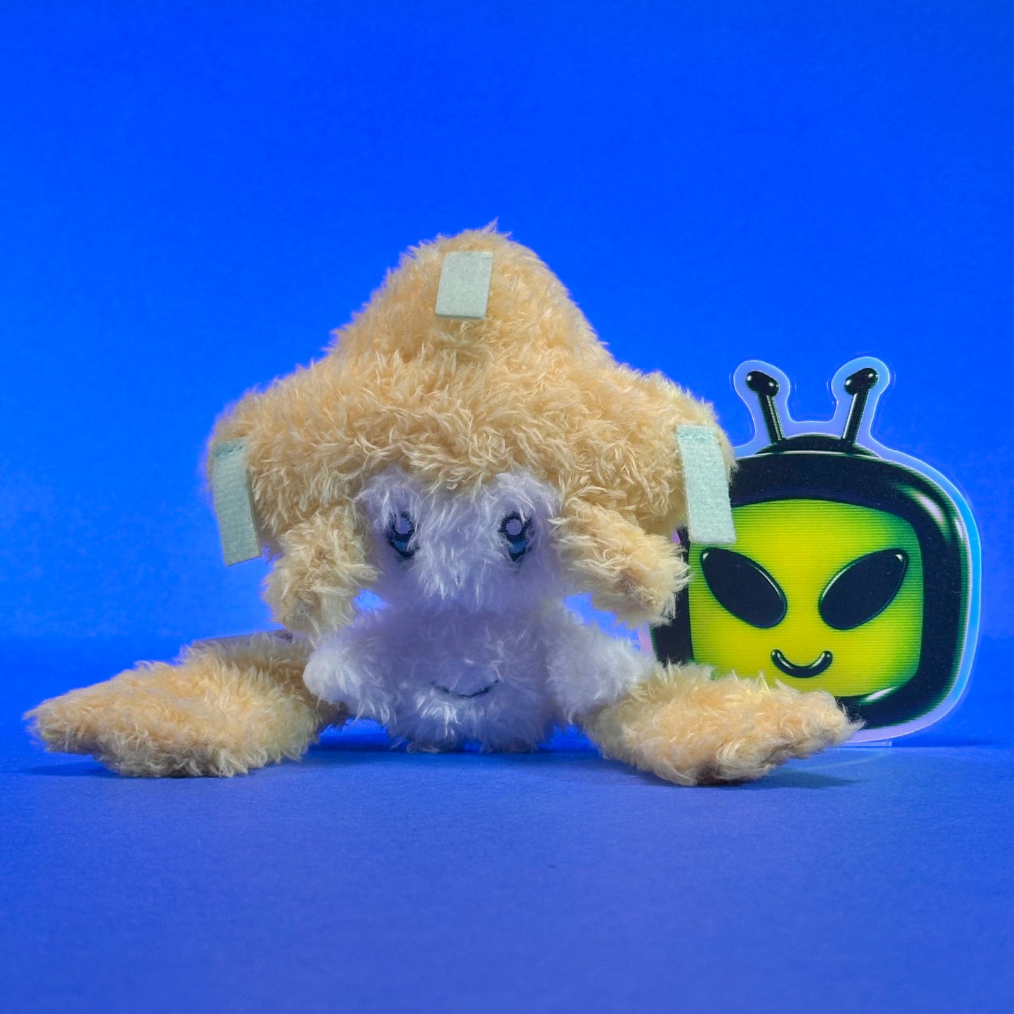 Pokemon Center - Jirachi Mythical Lights Glow-in-the-Dark Plush Key Chain­