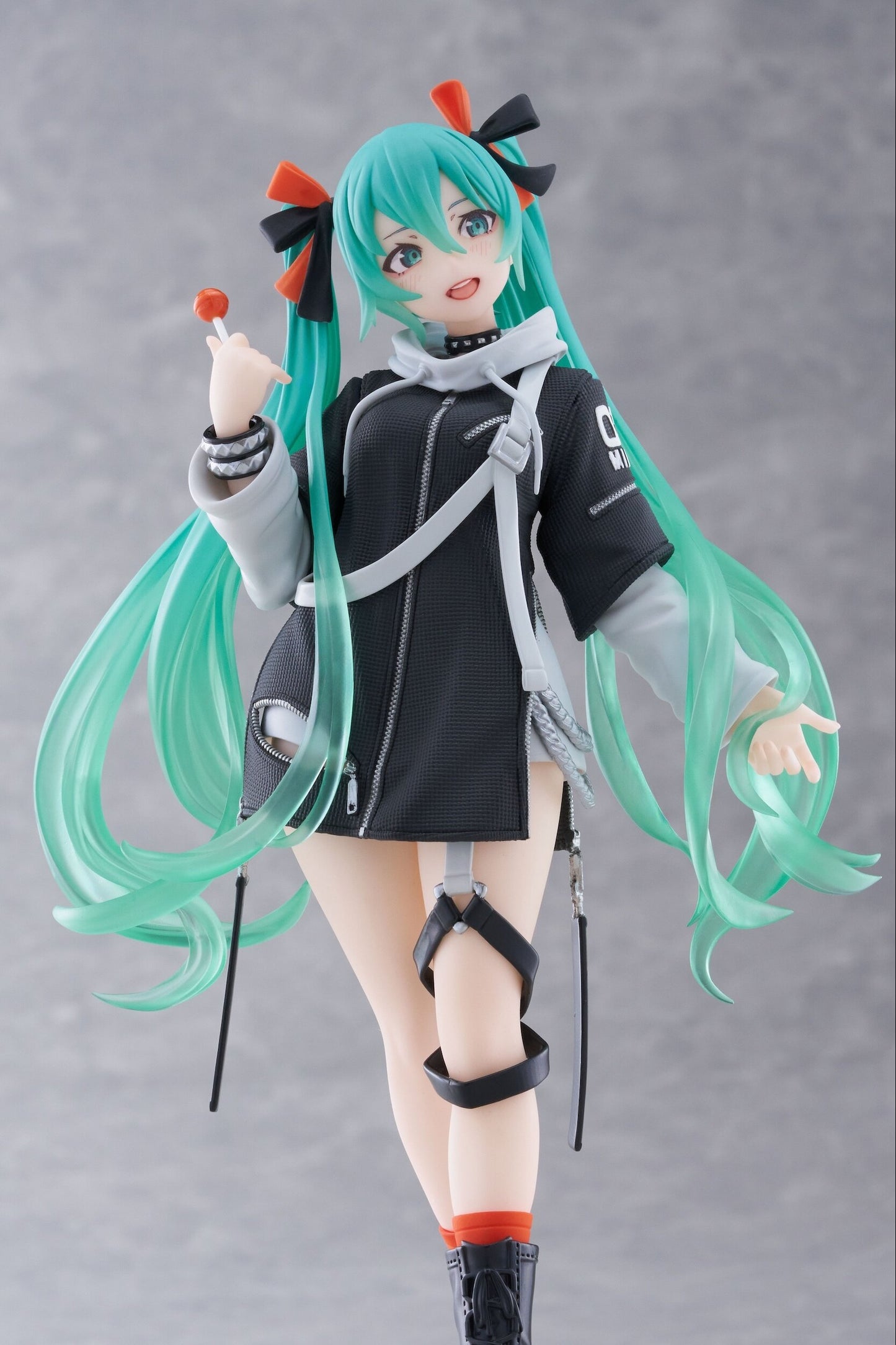 Taito - Fashion Punk Ver. Hatsune Miku Figure