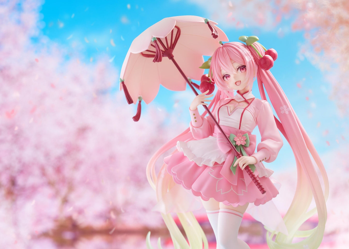 Banpresto - Hatsune Miku Sakura Amp+ ~Sakura Dress Ver.~ Figure