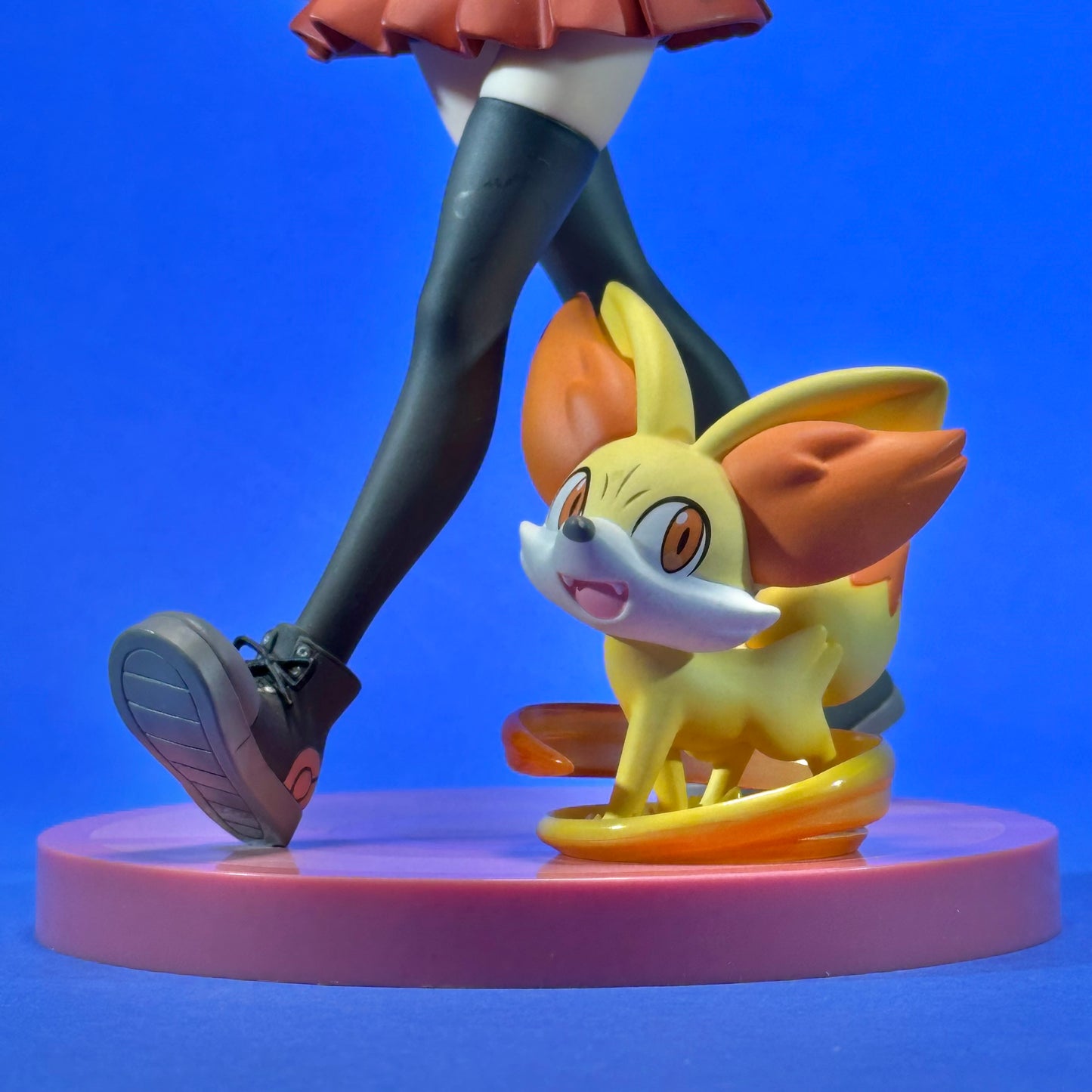 Kotobukiya - ARTFX J Pokemon Trainer Serena & Fennekin 1/8 Figure