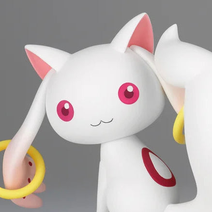 Puella Magi Madoka Magica 10th Anniversary Fluffy Puffy Kyubey Figure